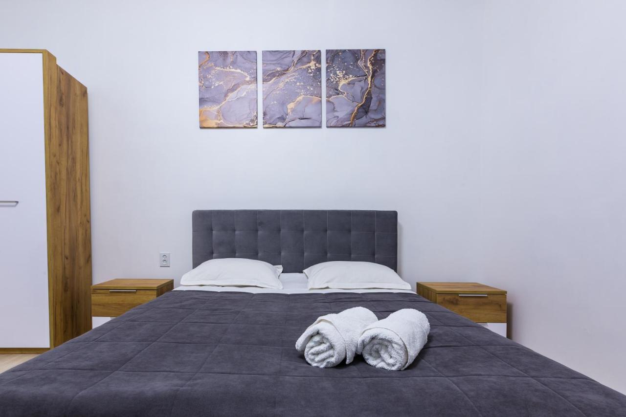 Vodna White Apartment Львов Экстерьер фото